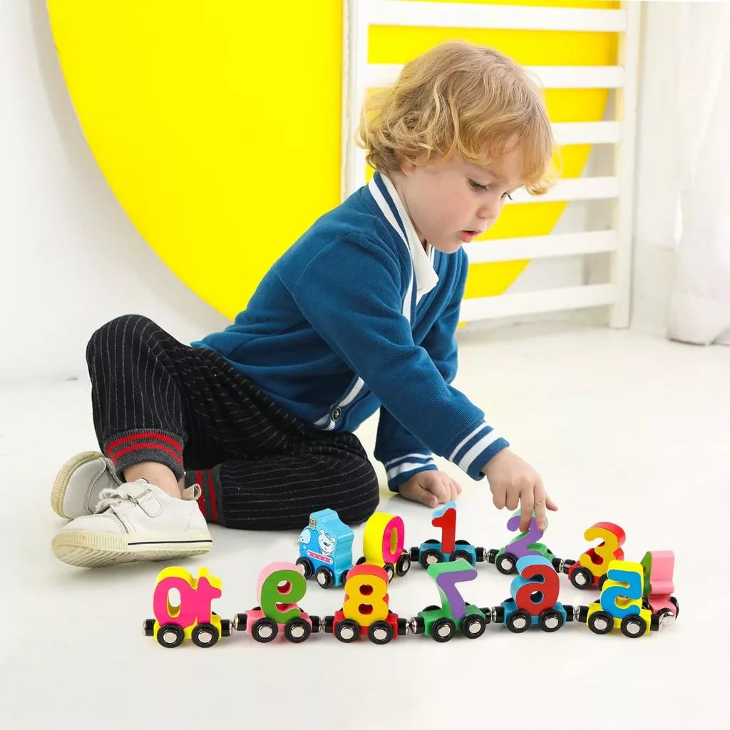 EduBlocks™ Magnetic Train Set